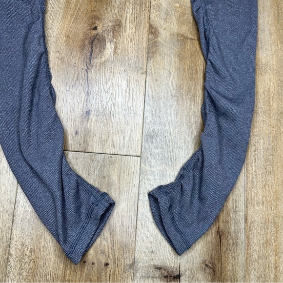 Alo Yoga Goddess Ribbed Ruched Leggings Gray & Black - Picture 7 of 14